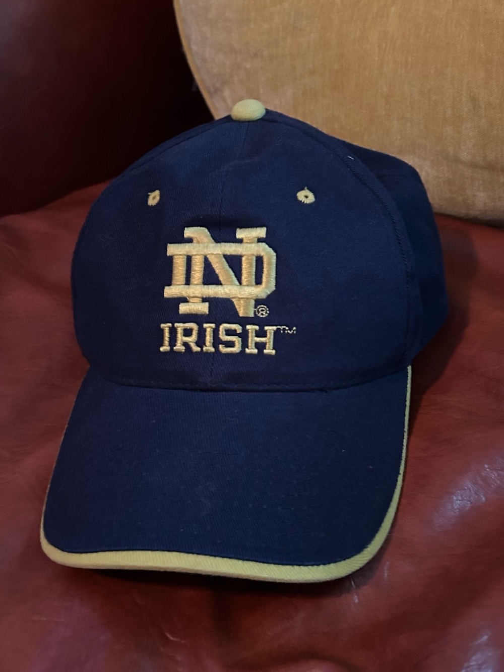 University of Notre Dame Fighting Irish Hat Men's Adjustable Strap Vintage Logo